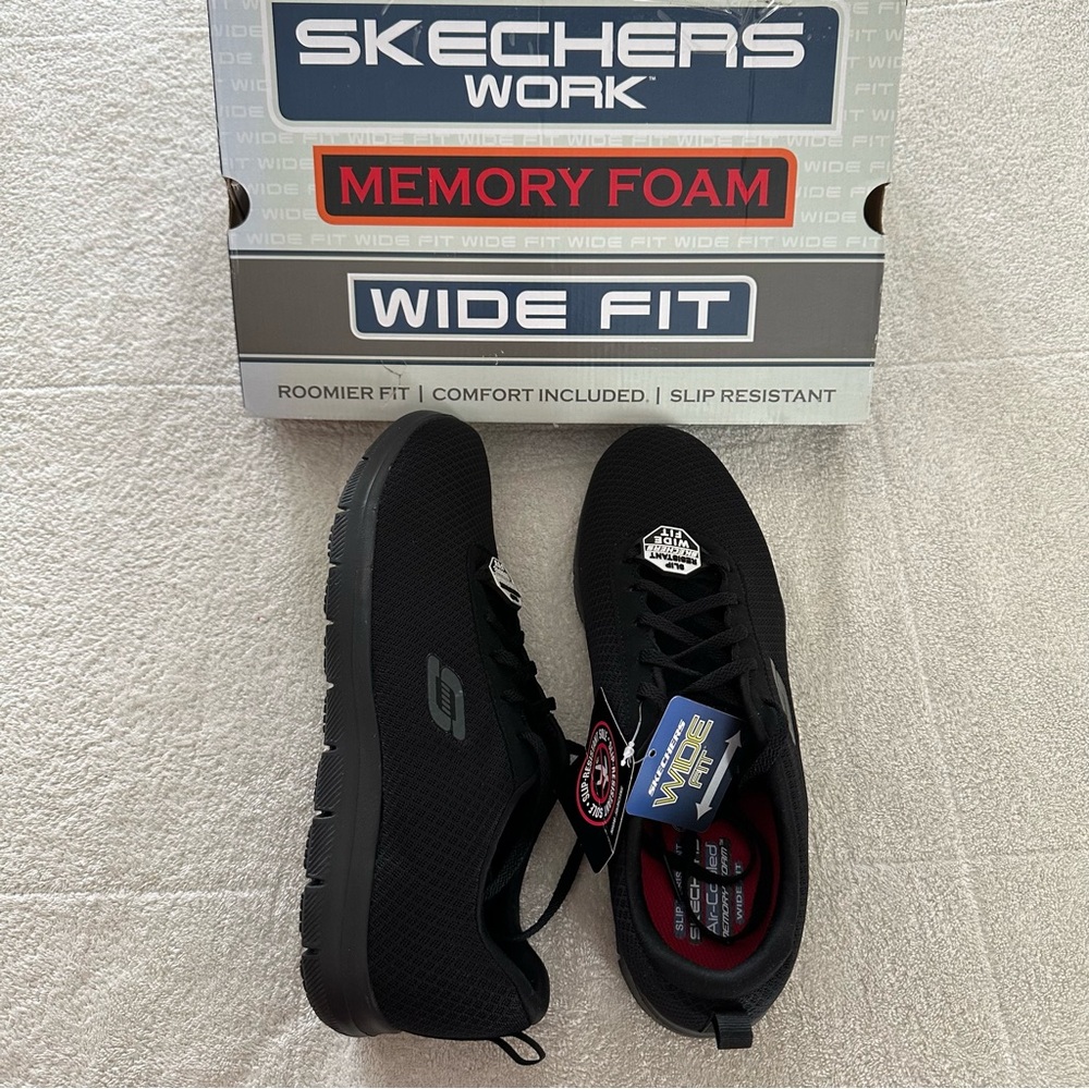 NEW NWT Skechers Work Women’s 11 Ghenter Bronaugh Wide Fit Slip Resistant Shoes
